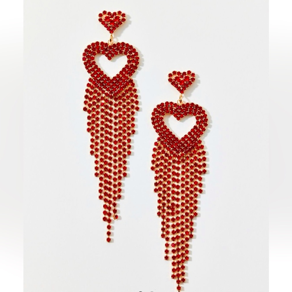 Urban Outfitters NWT Fiona Rhinestone Red Heart
Chandelier Earrings